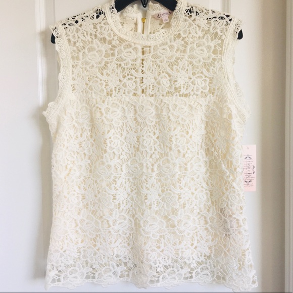 Nanette Lepore Tops - Nanette Lepore cream lace sleeveless blouse size large